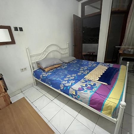 Spot On 94142 Al Fatih Residence Syariah 2 Jakarta Exterior foto